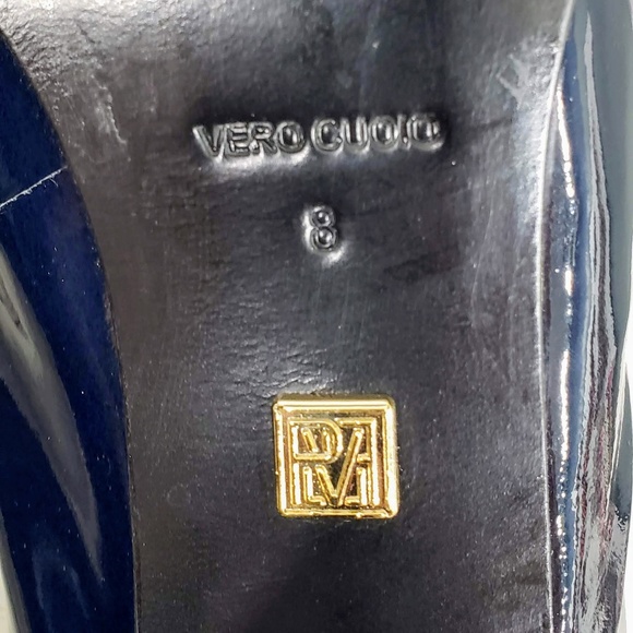 Pour La Victoire Black Patent Leather Heels - Picture 6 of 6